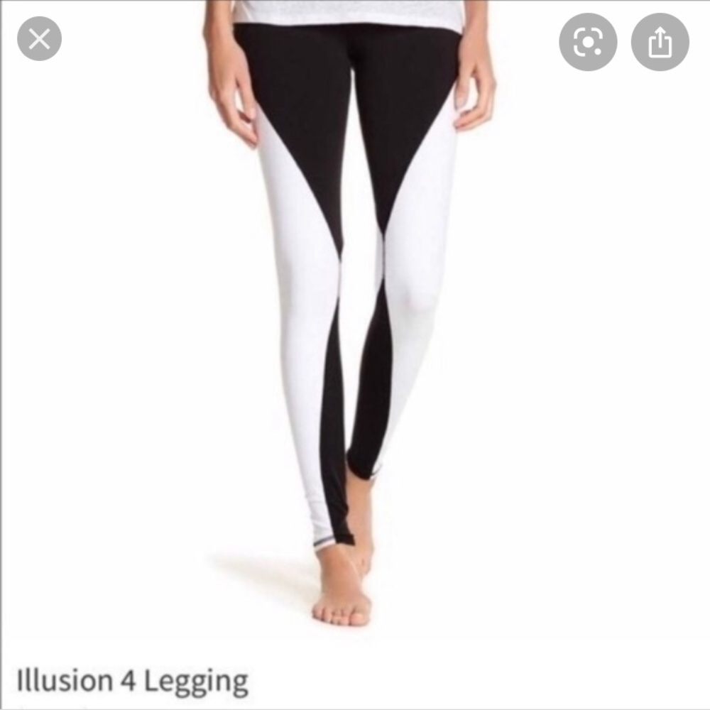 Alo Illusion 4 Leggings Black and White Size Small